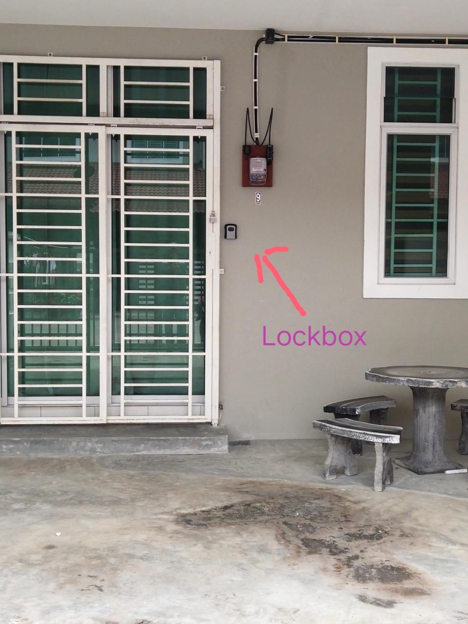Axaida Homestay Parit Jawa Bakar Parit Екстер'єр фото
